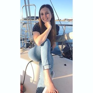 Meet your Posher, Abby